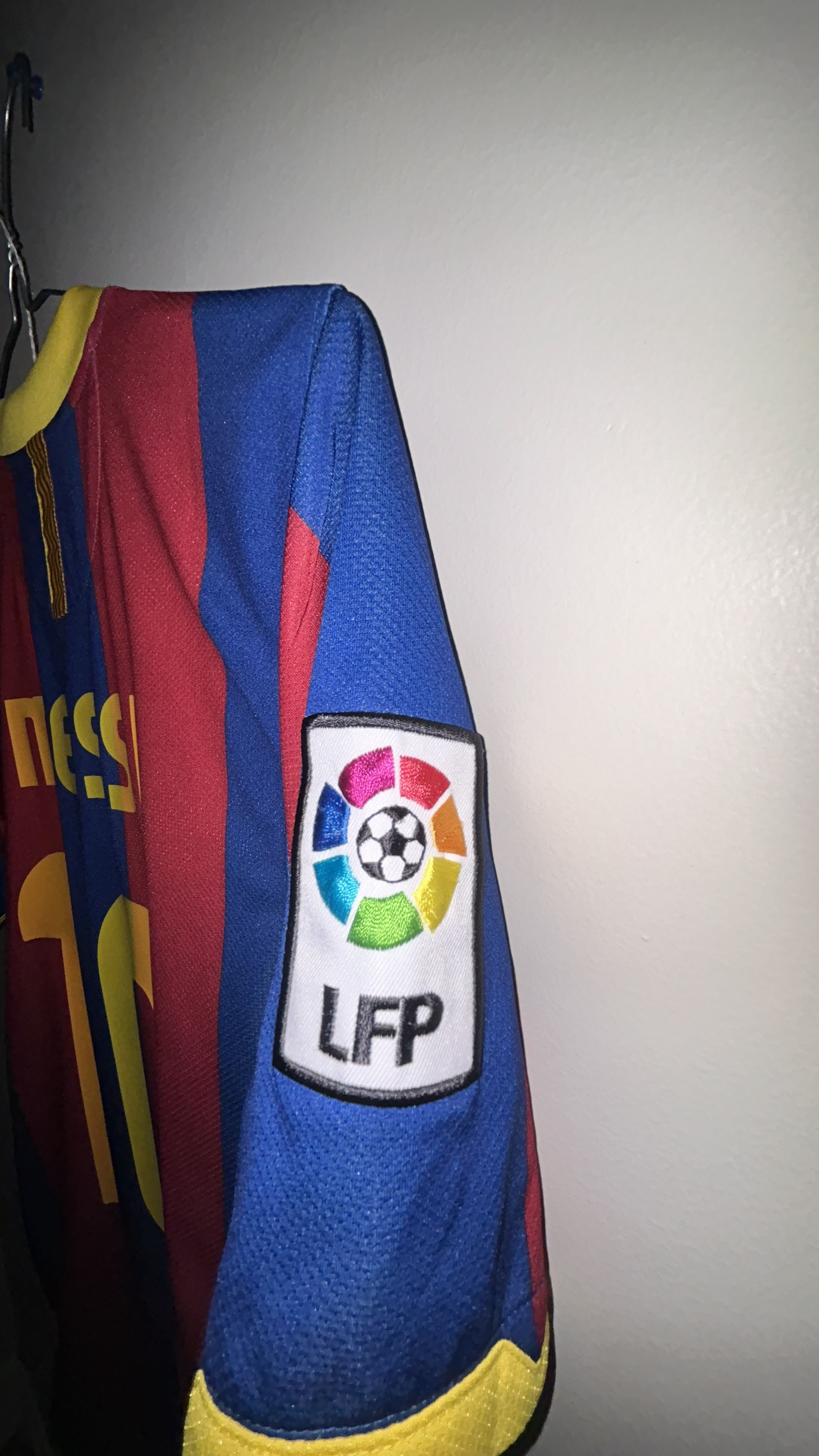 Barcelona Home 2010/11 Messi 10 — Messi 10 (6)