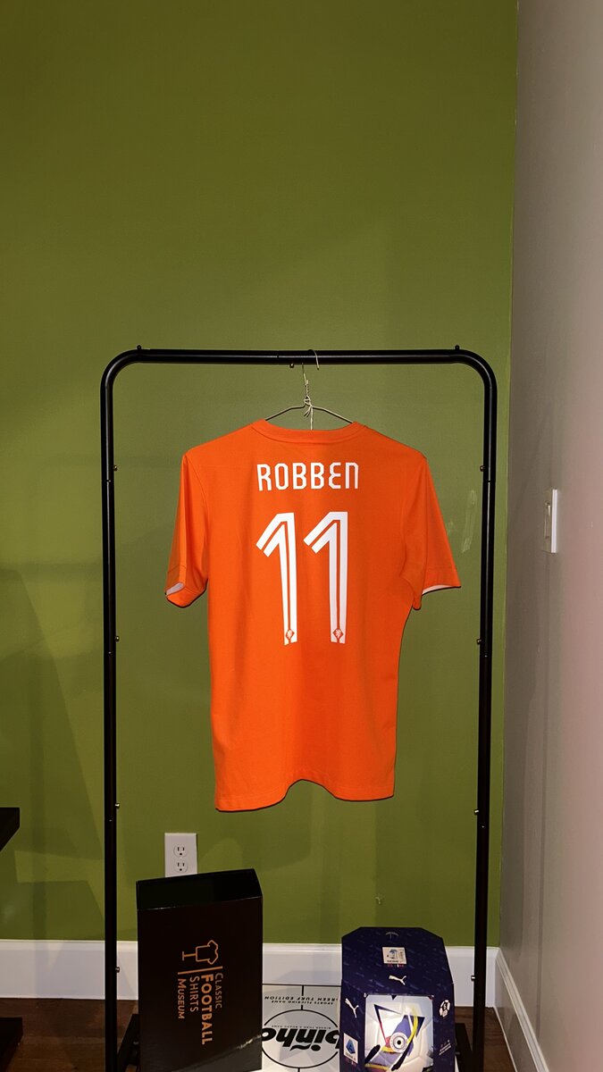 Netherlands Home 2014 World Cup Robben 11 — Robben 11 (2)